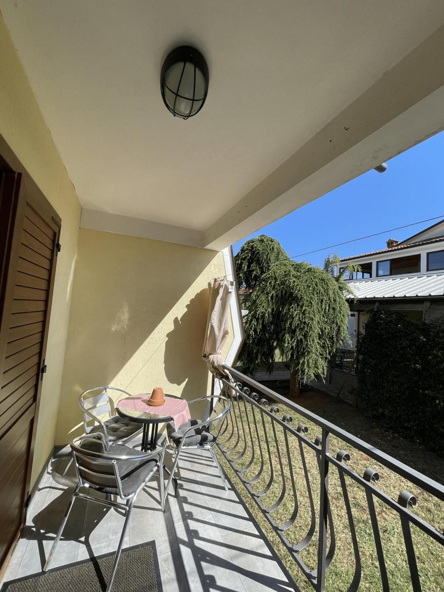 Apartments Krnjic 乌马格 外观 照片